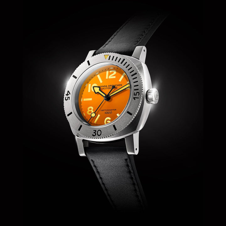Nivada Grenchen Depthmaster Orange 39mm 14127A - Gehäuse im Profil