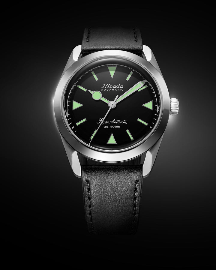 Nivada Grenchen Super Antarctic Green 38mm 32026A - Zifferblatt im Detail