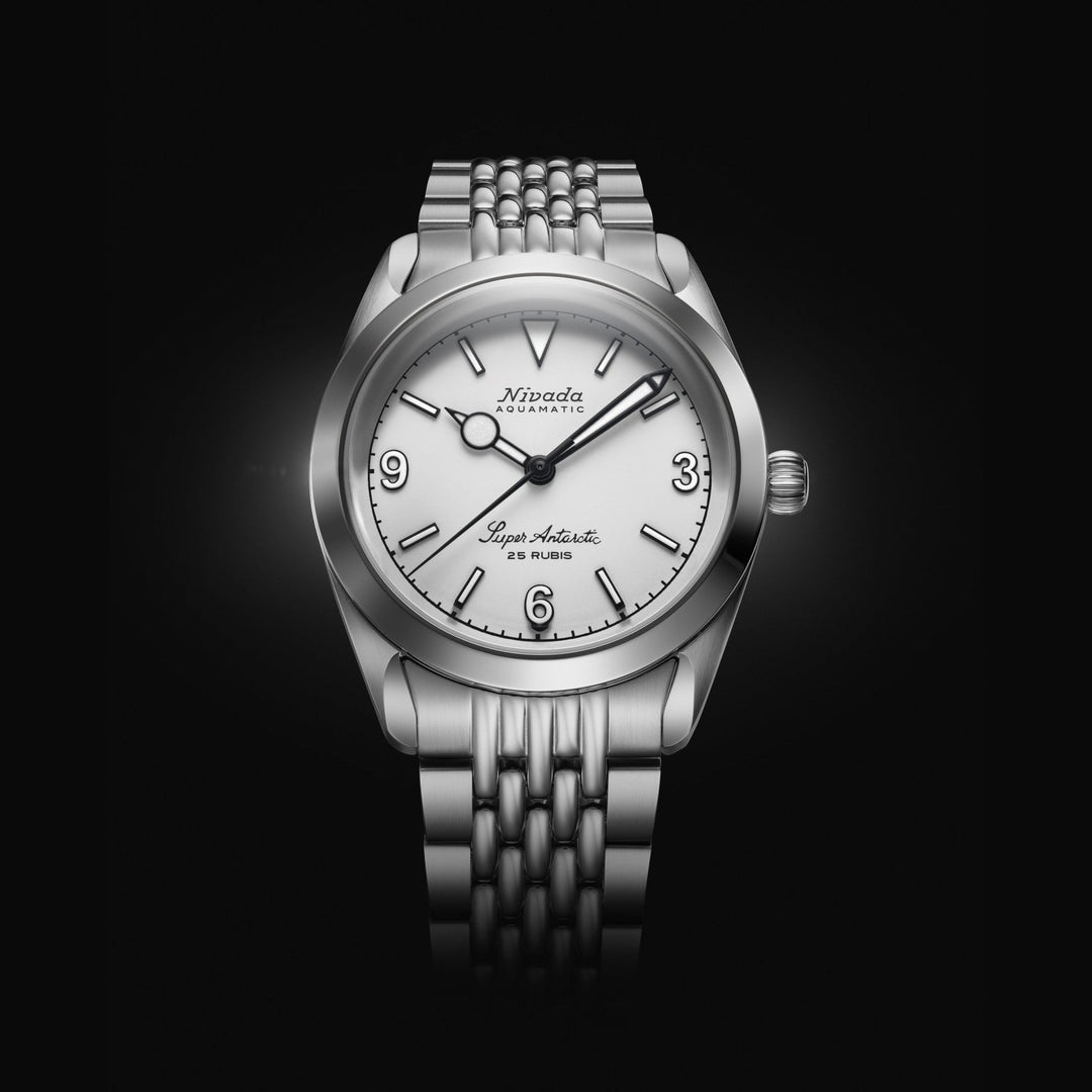 Nivada Grenchen Super Antarctic White 3.6.9 White Luminova 38mm 32067A - Zifferblatt im Detail