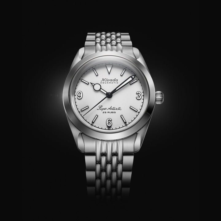 Nivada Grenchen Super Antarctic White 3.6.9 White Luminova 38mm 32067A - Zifferblatt im Detail