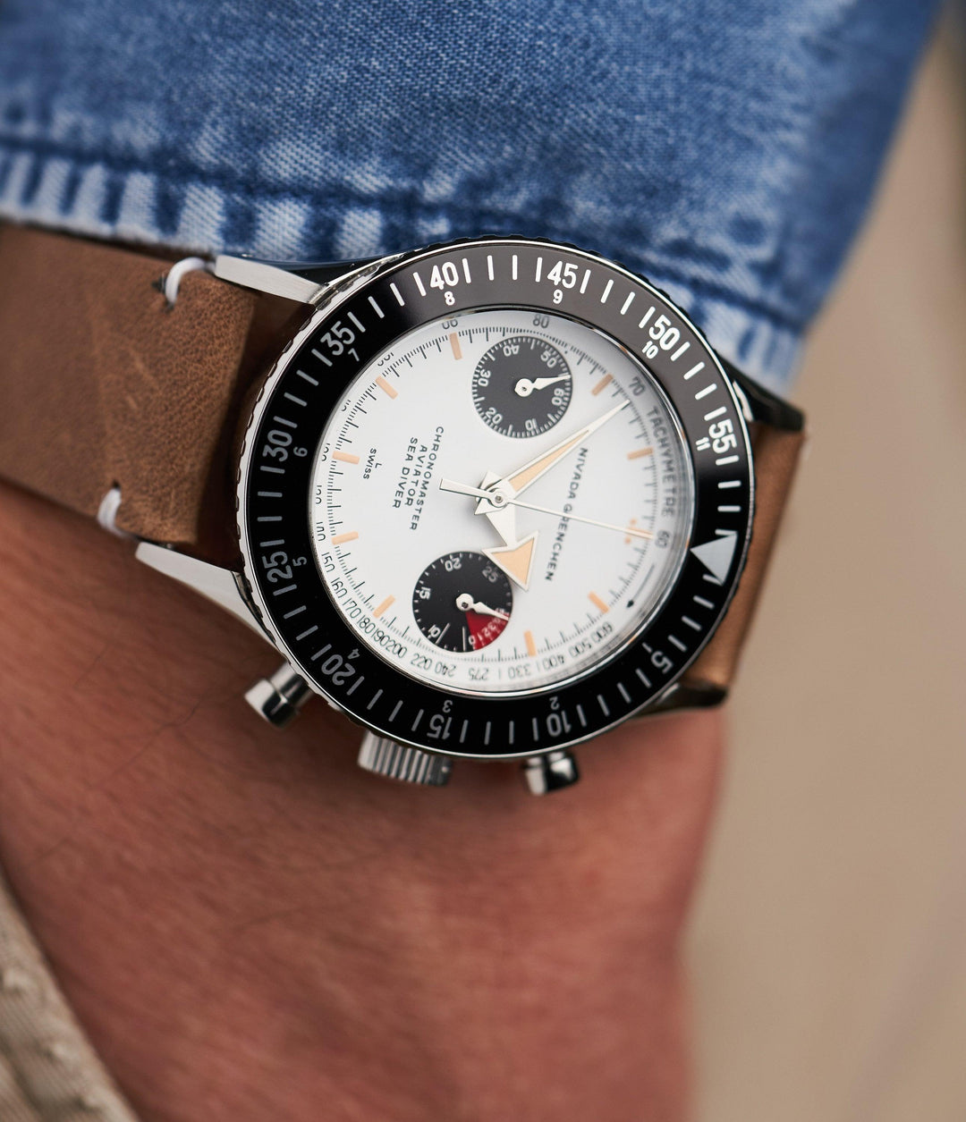 Nivada Grenchen Chronomaster Panda Inter.Bezel Manual 86010M – Ansicht 5