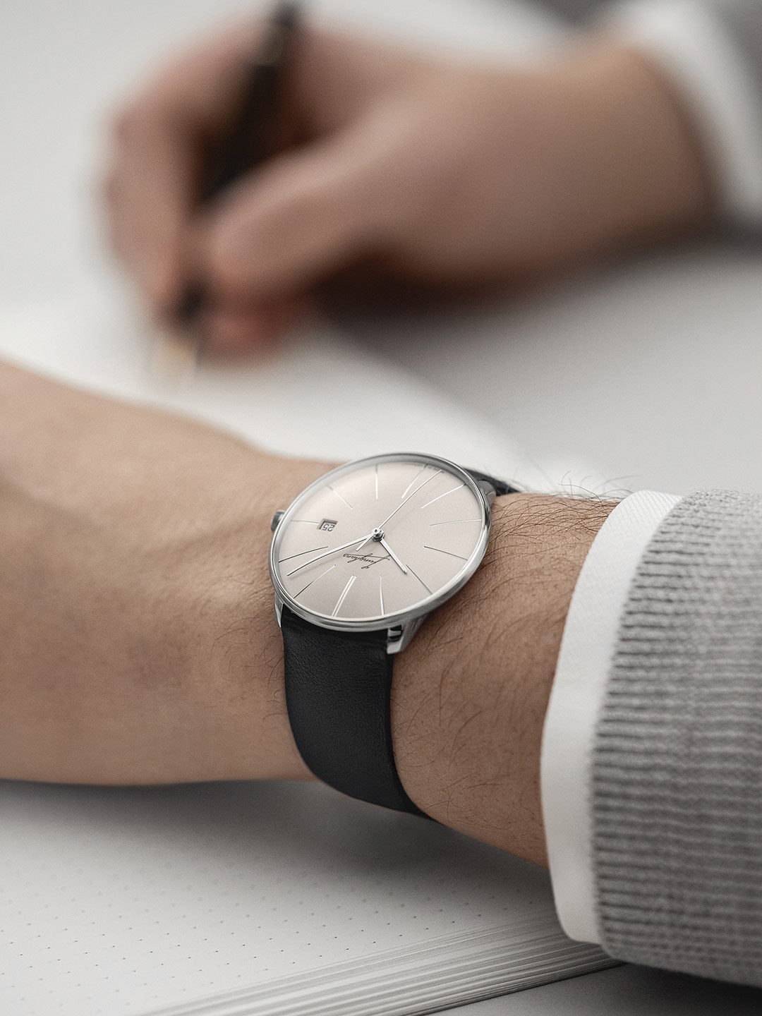 Junghans Meister fein Automatic Signatur 39,5mm 27/4355.00 am Handgelenk