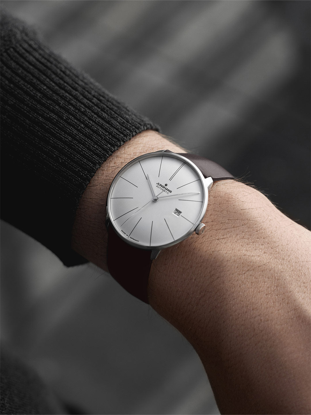 Junghans Meister fein Automatic 39,5mm 27/4152.00 - Tragebild am Handgelenk