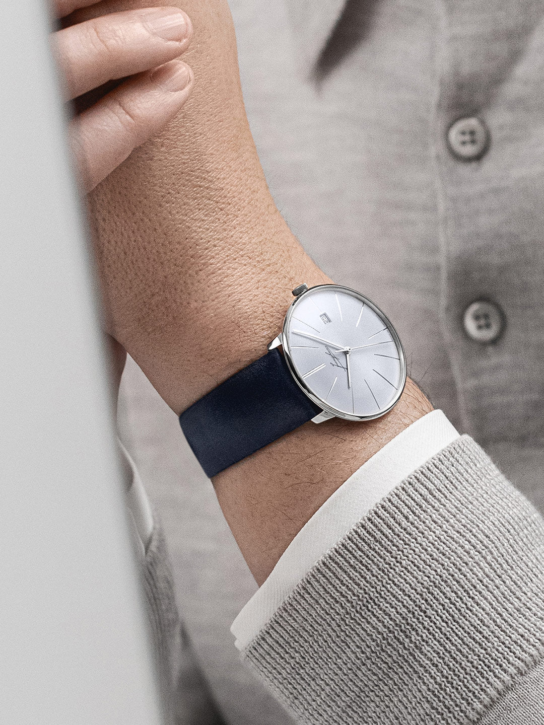 Junghans Meister fein Automatic Signatur 39,5mm 27/4359.00 - Tragebild am Handgelenk