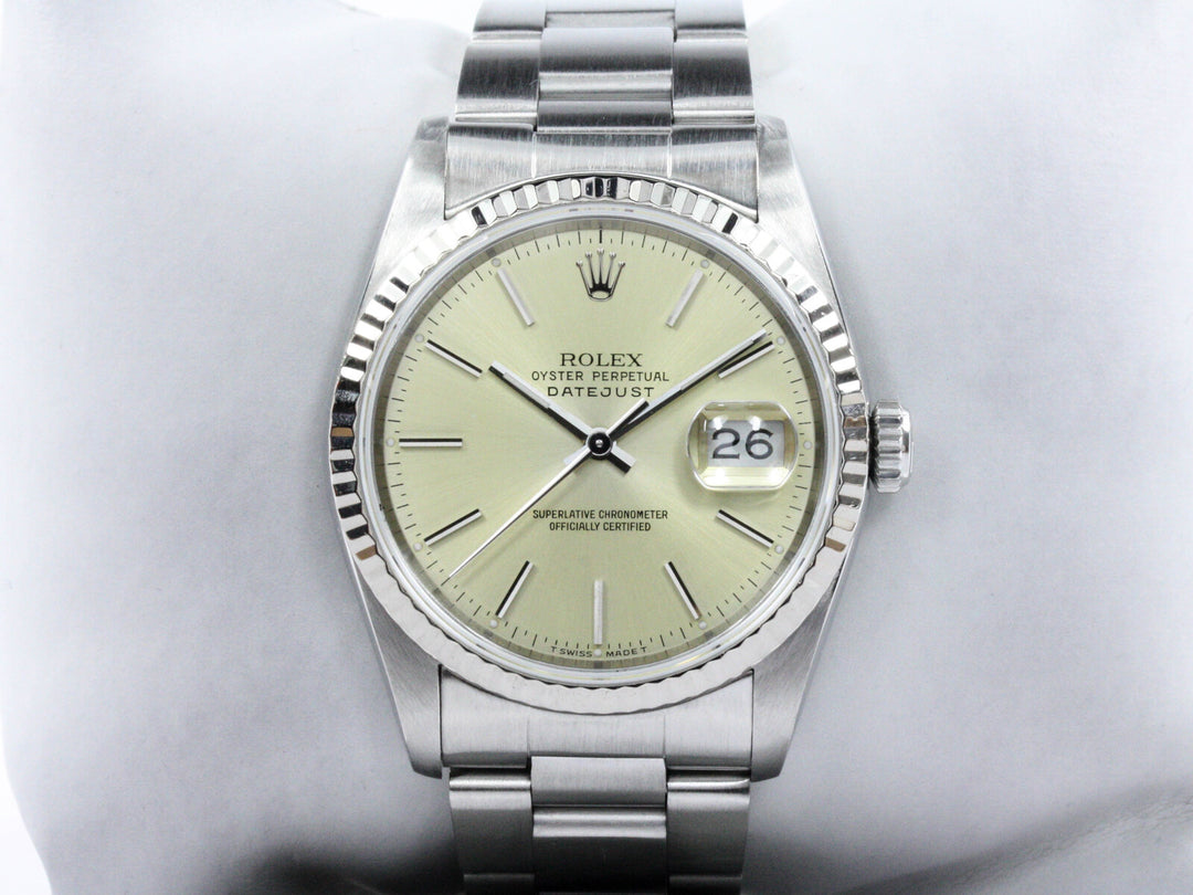 16234_RLX_Datejust_Champagne_Dial_18k_WGold_Oysterband_E-Serie_4
