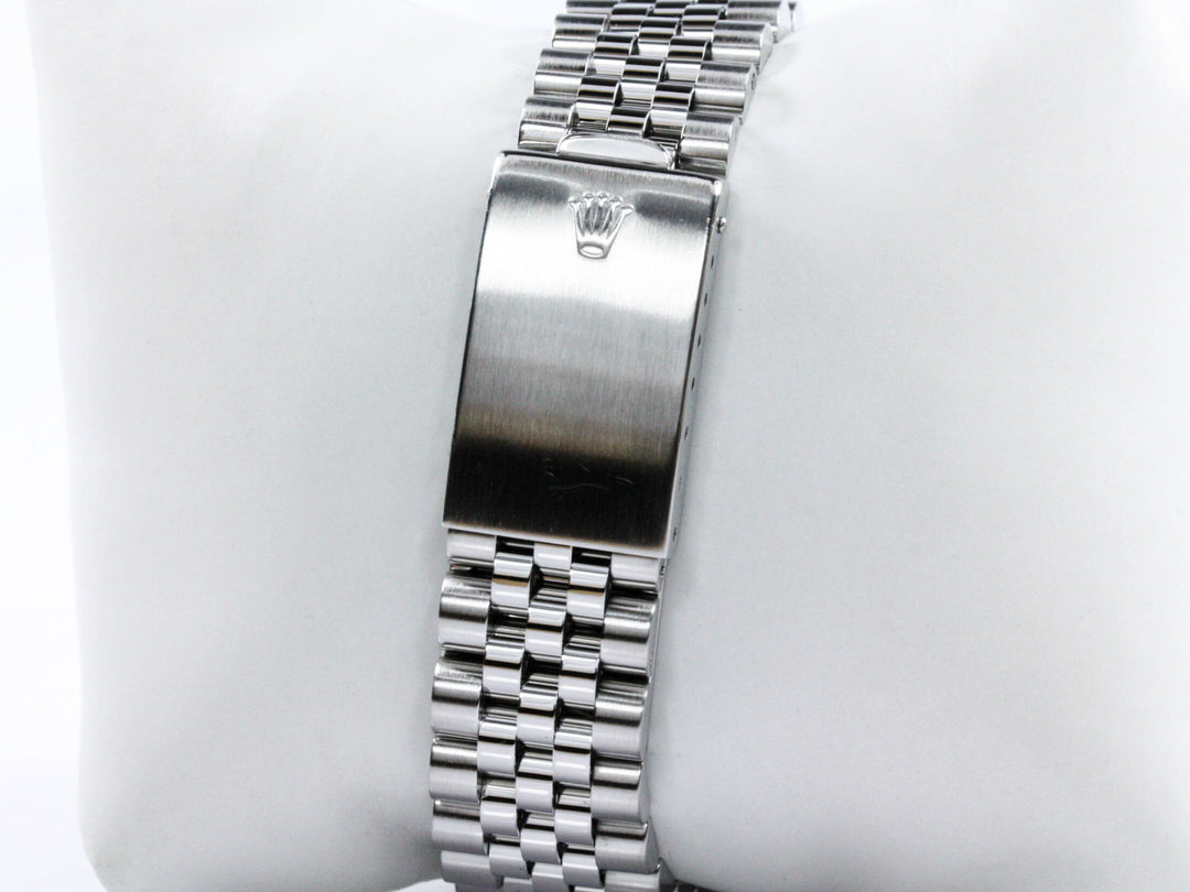 16234_RLX_Datejust_WGold_Bezel_Jubileee_Champagne_LC400_X-Serie_7-scaled-1.jpg