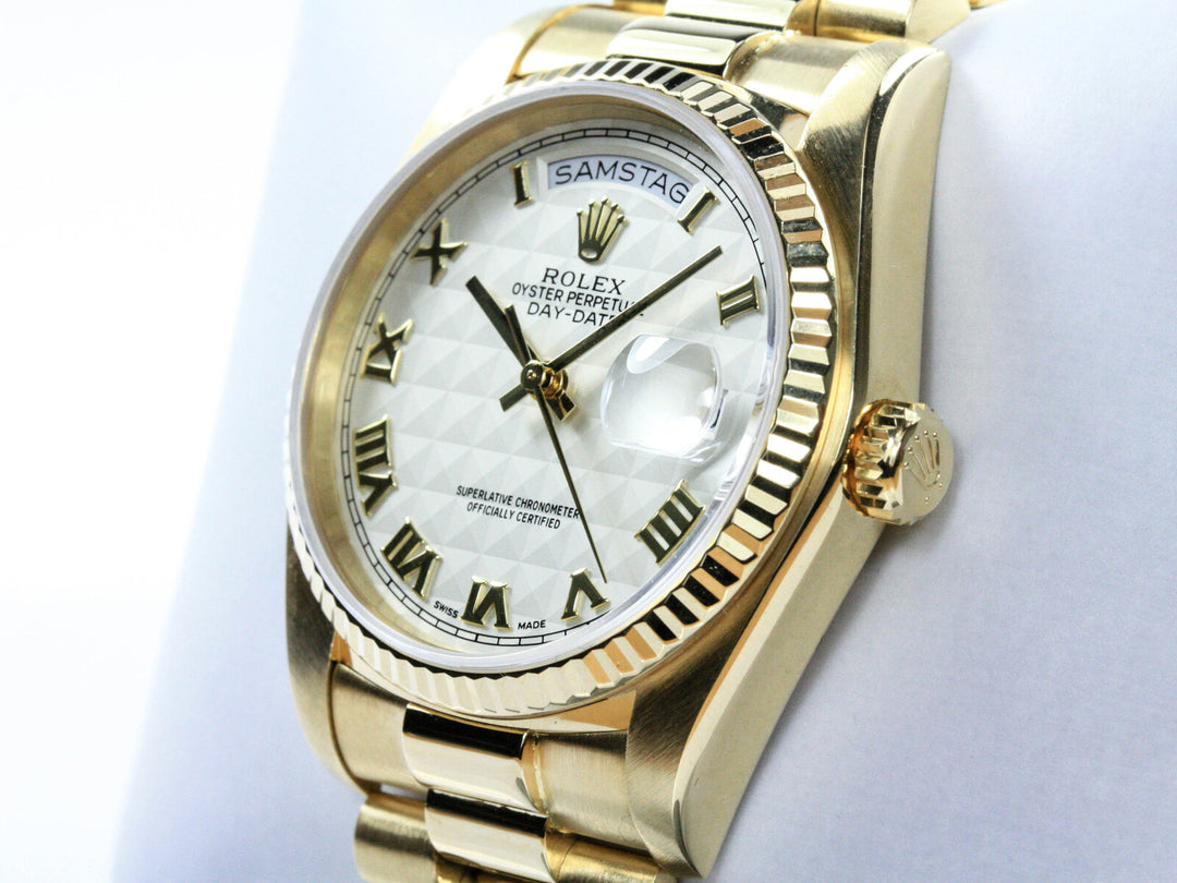 18038_RLX_Day-Date_18k_President_Pyramiden_ZB_Serial_7381XXX_1982_2