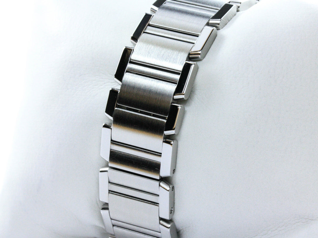 2465_Cartier_Tank_Quartz_Stahlband_25mm_White_Dial_4