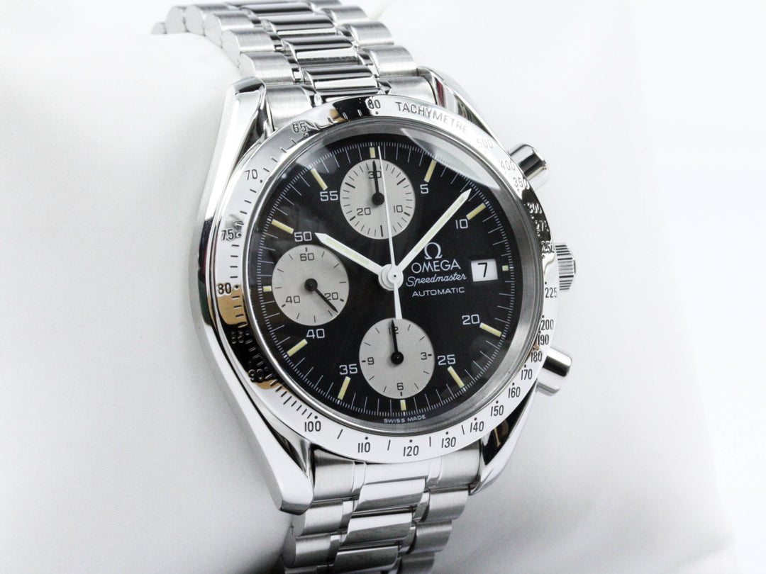 35115000_OMA_Speedmaster_Date_Panda_Reverse_Chronograph_7-scaled