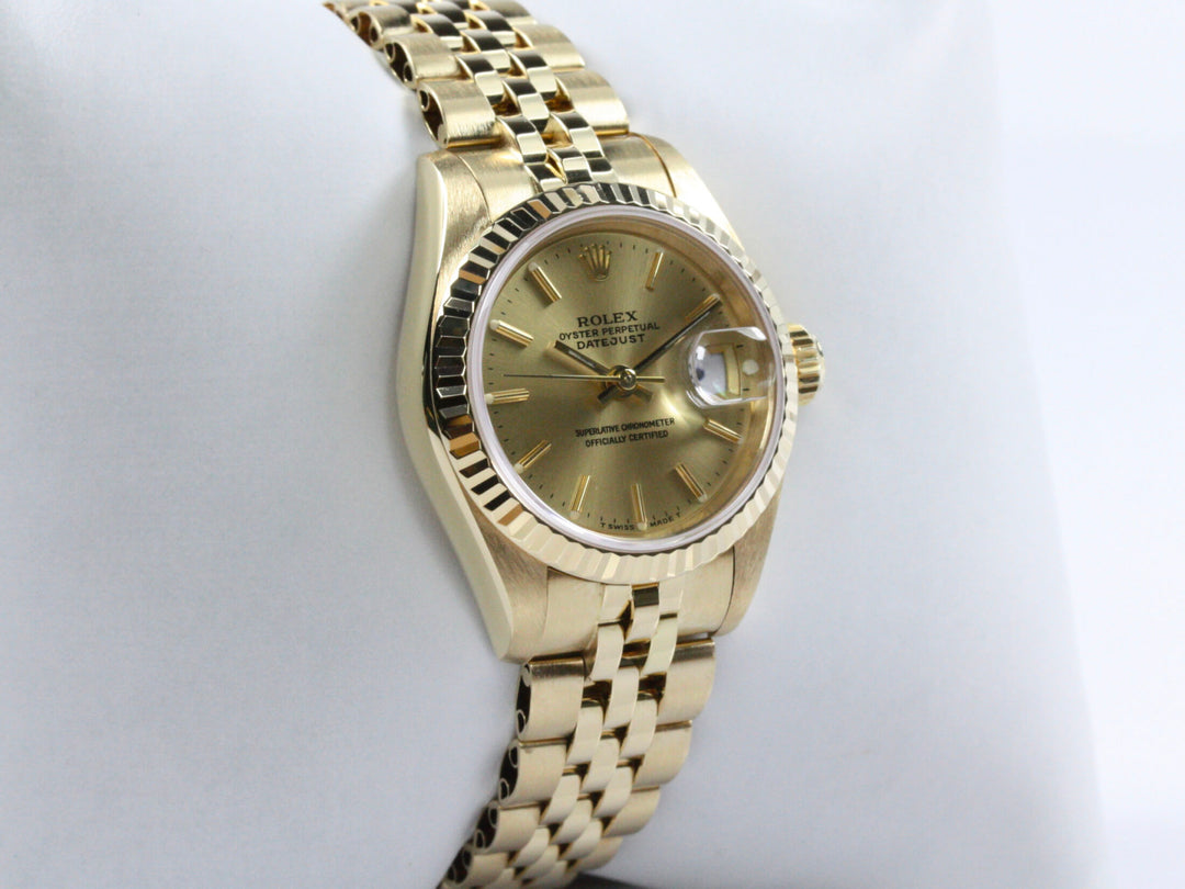 69178_RLX_Datejust_Lady_26mm_18k_Massivgold_Jubilee_R-Serie_6-scaled-1.jpg