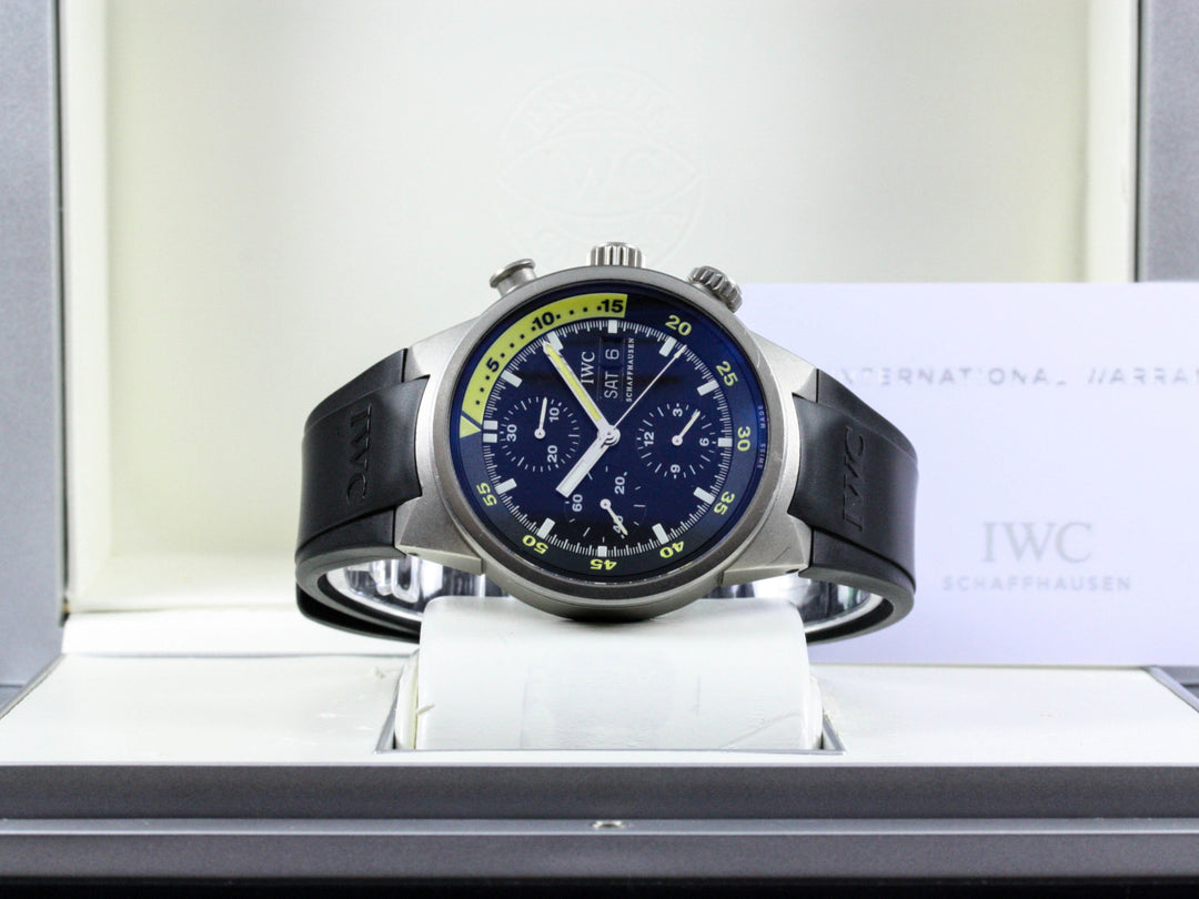 IW371903_IWC_Aquatimer_Chronograph_DayDate_Titan_42mm_FSet_0-scaled