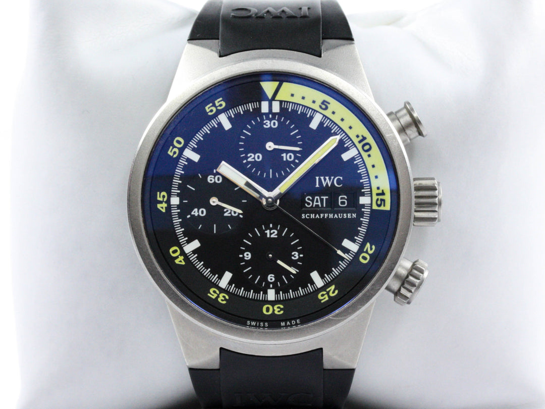 IW371903_IWC_Aquatimer_Chronograph_DayDate_Titan_42mm_FSet_4-scaled