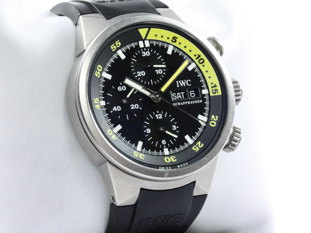 IW371903_IWC_Aquatimer_Chronograph_DayDate_Titan_42mm_FSet_6-scaled