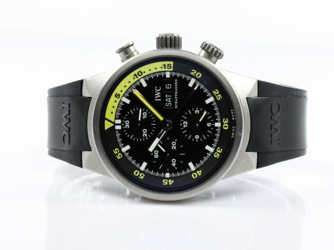 IW371903_IWC_Aquatimer_Chronograph_DayDate_Titan_42mm_FSet_8-scaled